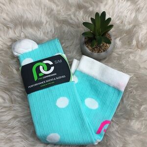 ProCompression over the calf Socks Womens s/m NWT